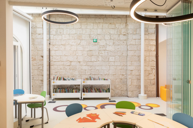 Biblioteca Area Bambini