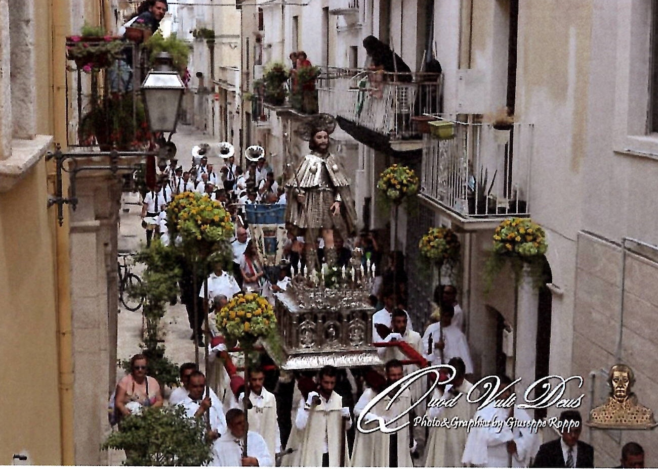 Processione per le vie del Centro Storico. Anno 2009.