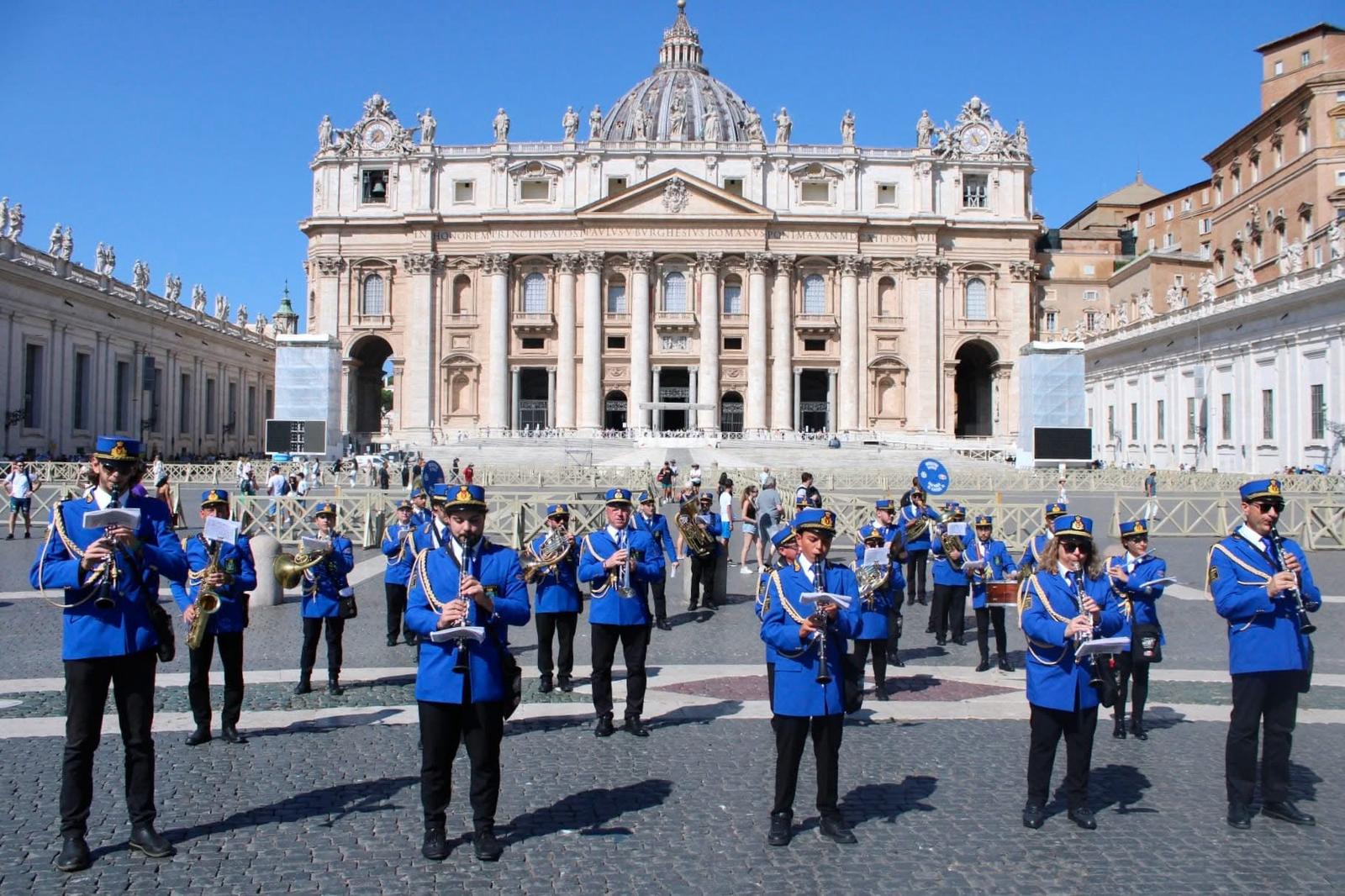 Agosto 2024 - la Banda in piazza San Pietro in Vaticano