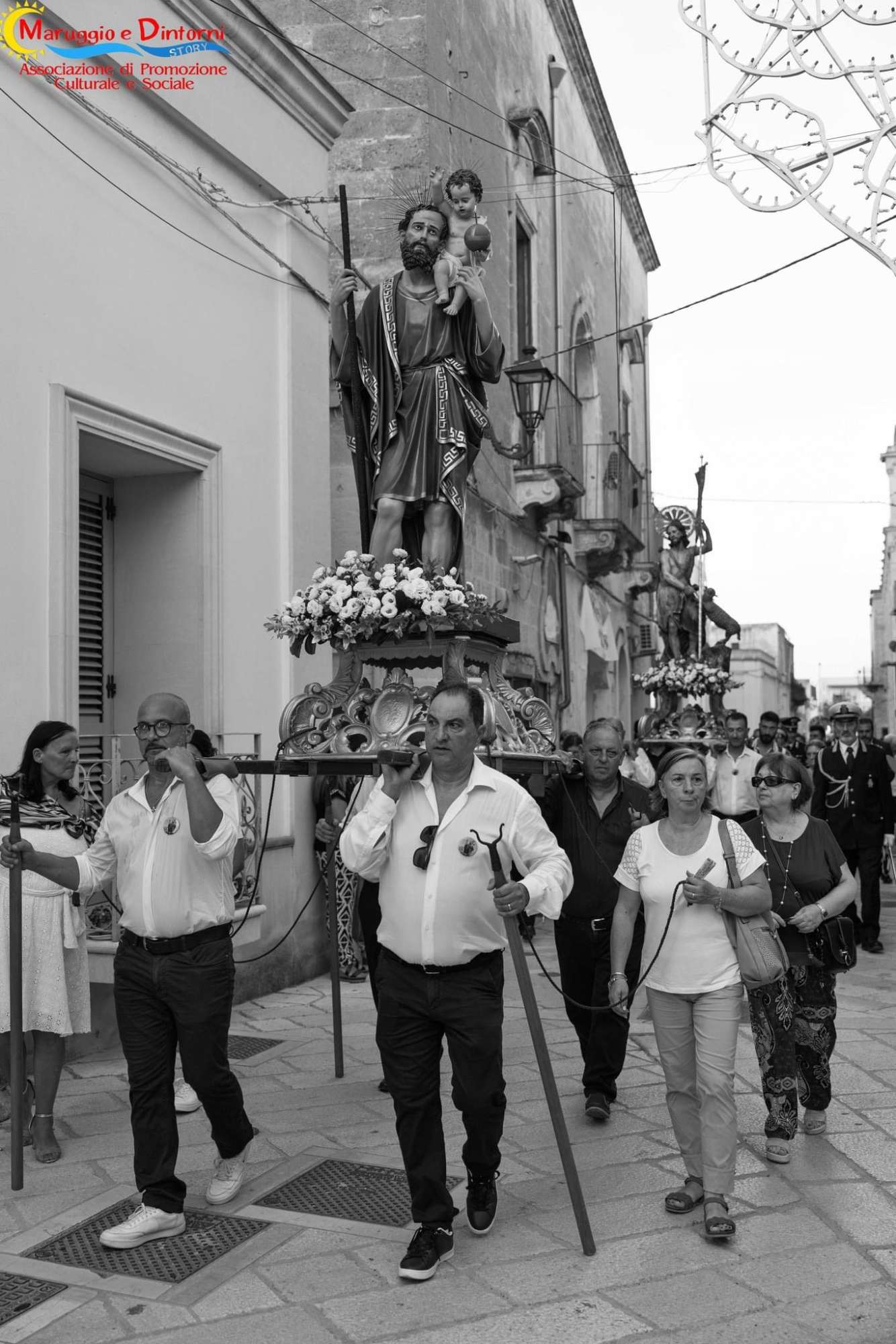 San Cristoforo portato in processione